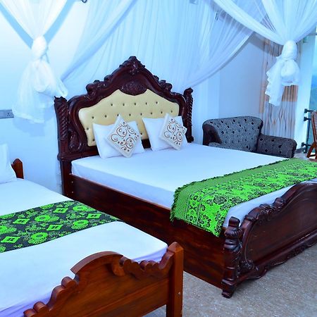 La Montagna Bed & Breakfast Ella Bagian luar foto