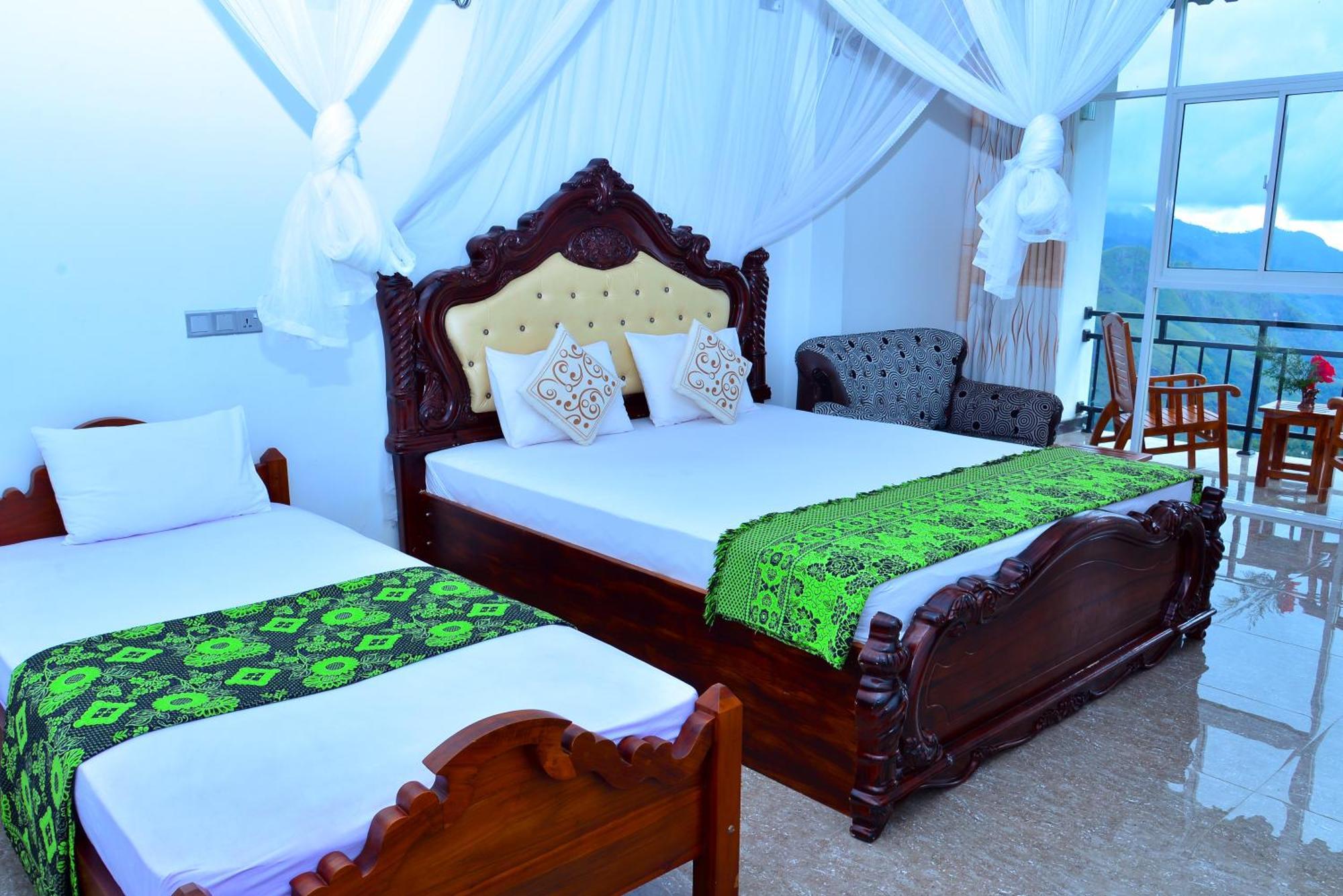 La Montagna Bed & Breakfast Ella Bagian luar foto