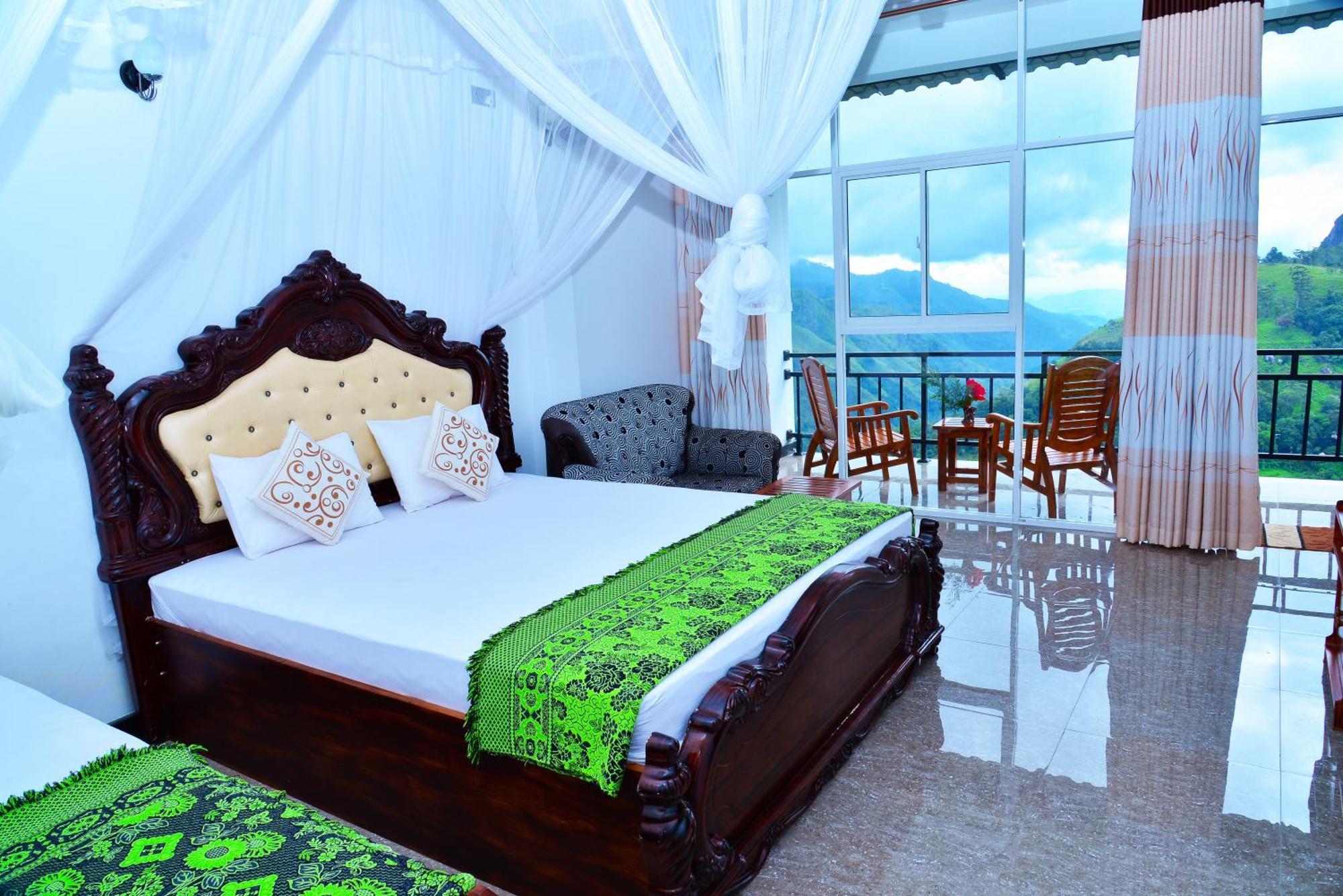 La Montagna Bed & Breakfast Ella Bagian luar foto