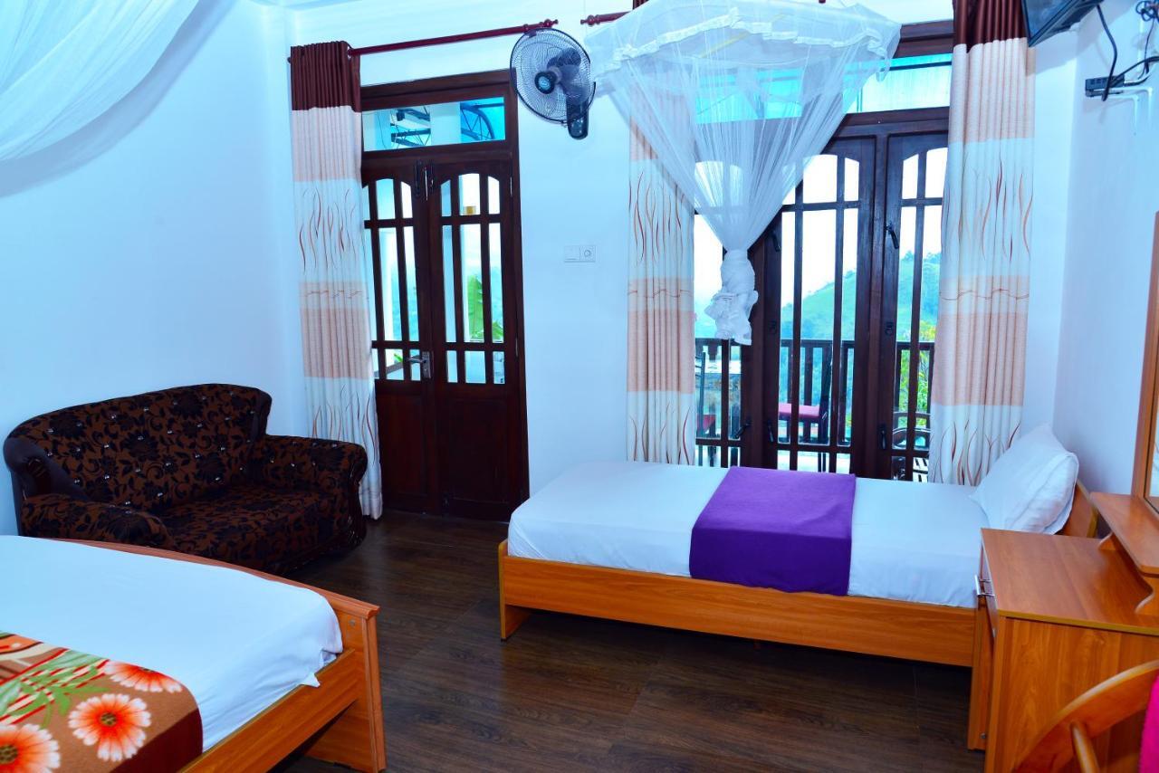 La Montagna Bed & Breakfast Ella Bagian luar foto